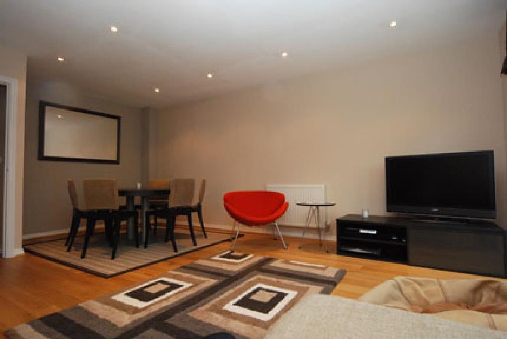 Bampton Drive, Mill Hill, NW7, Mill Hill, NW7